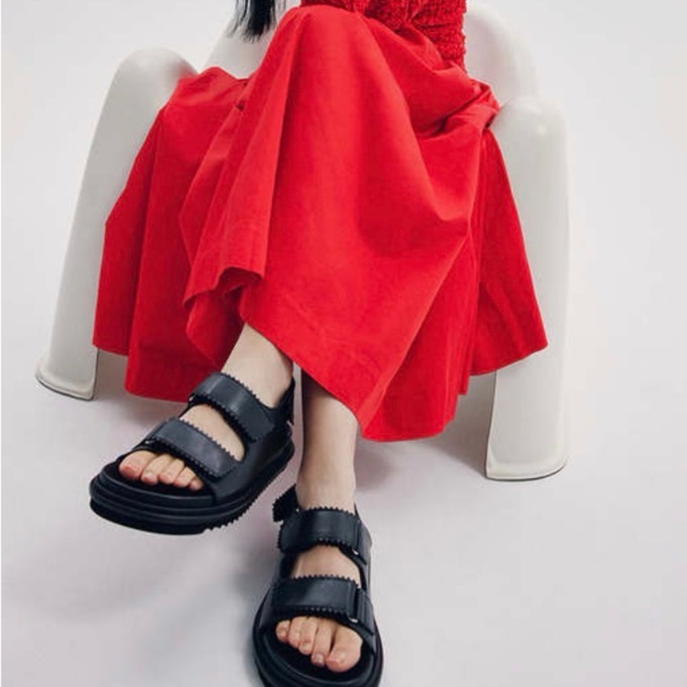 Maguire Tavira Black Leather Sandal Size 38 (7,5 US)